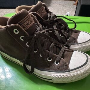 Converse Chuck Taylor All-Star mid-top sneakers